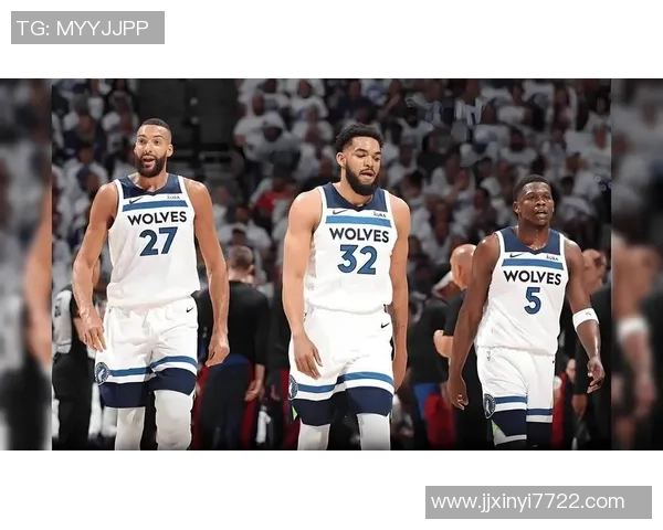 勇士与森林狼激战11月3日NBA赛场精彩瞬间回顾与分析 勇士与森林狼激战11月3日NBA赛场精彩瞬间回顾与分析